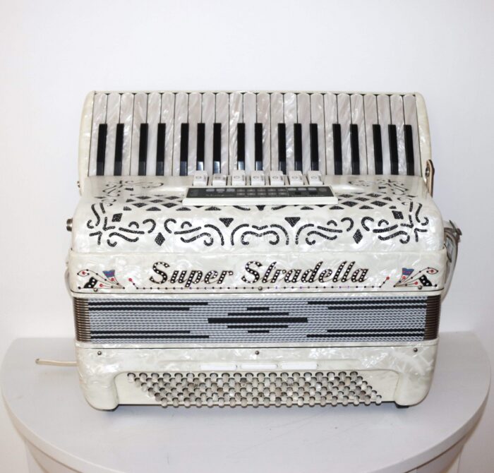 SUPER STRADELLA + Midi King Major