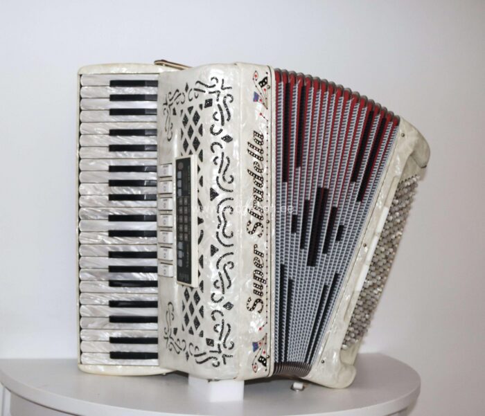 SUPER STRADELLA + Midi King Major