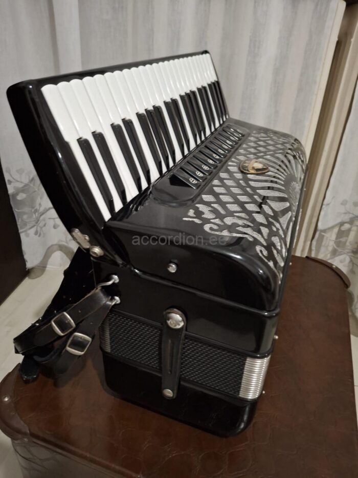 PIGINI Professional P-130